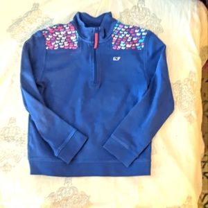 Vineyard vines girls bright whale logo half zip sweat shirt 7/8 blue